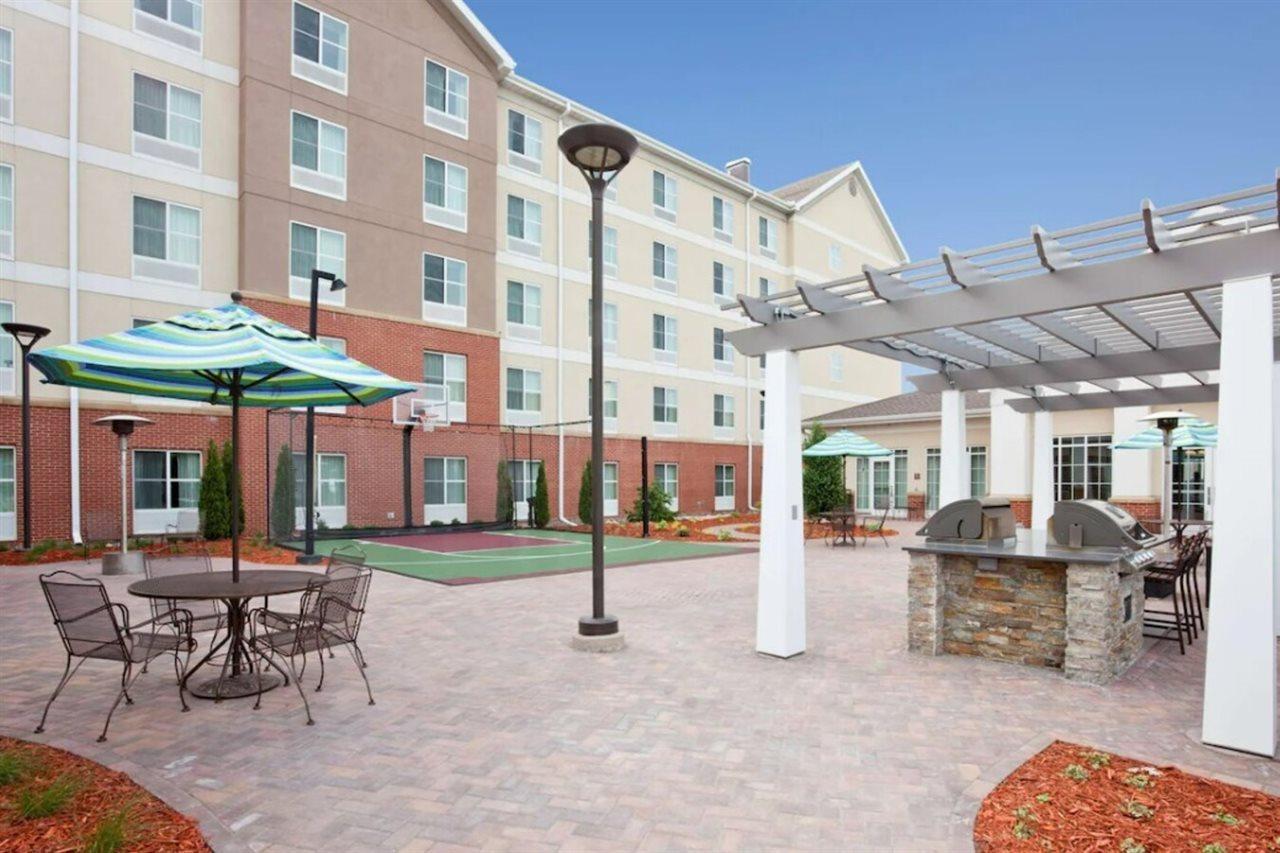 Homewood Suites New Brighton Exterior photo