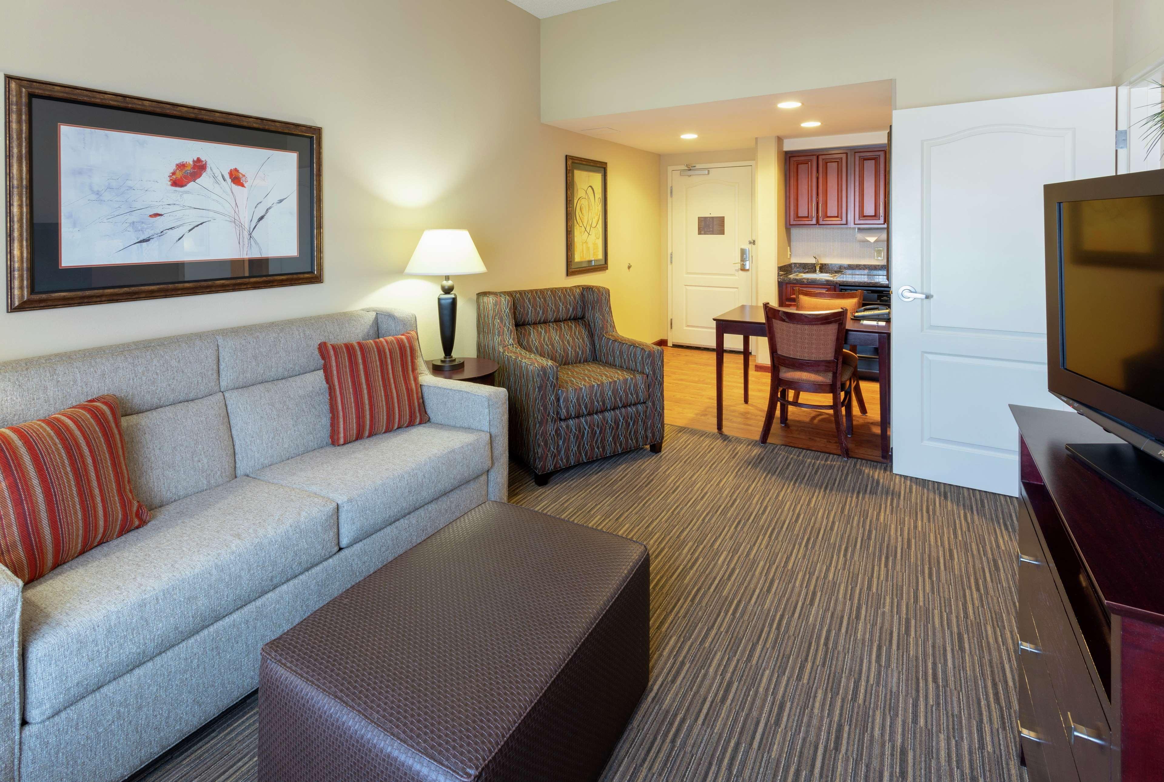 Homewood Suites New Brighton Exterior photo