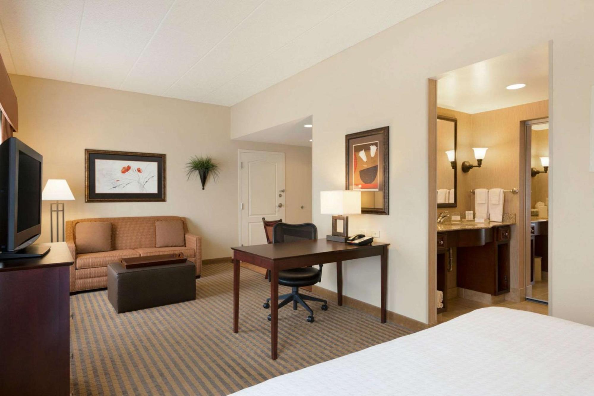 Homewood Suites New Brighton Exterior photo